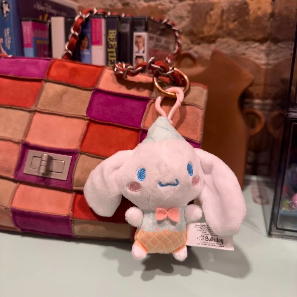 SANRIO CINNAMOROLL SUNDAE BAG CHARM